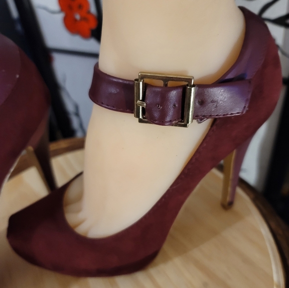 PENNY LOVES KENNY MARY JANE SNKLE STRAP SUEDE LEATHER HEELS/SIZE 7 - Picture 4 of 11